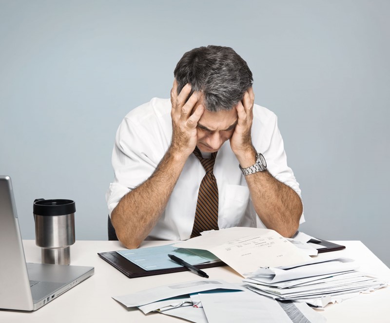 In 2016 is de Wet Deregulering Beoordeling Arbeidsrelaties (DBA) ingevoerd. Met deze wet zijn de verklaringen arbeidsrelatie (VAR) afgeschaft. De wet DBA heeft geleid tot onrust en discussie, met als gevolg de instelling van een handhavingsmoratorium. De Belastingdienst kon als gevolg daarvan bij