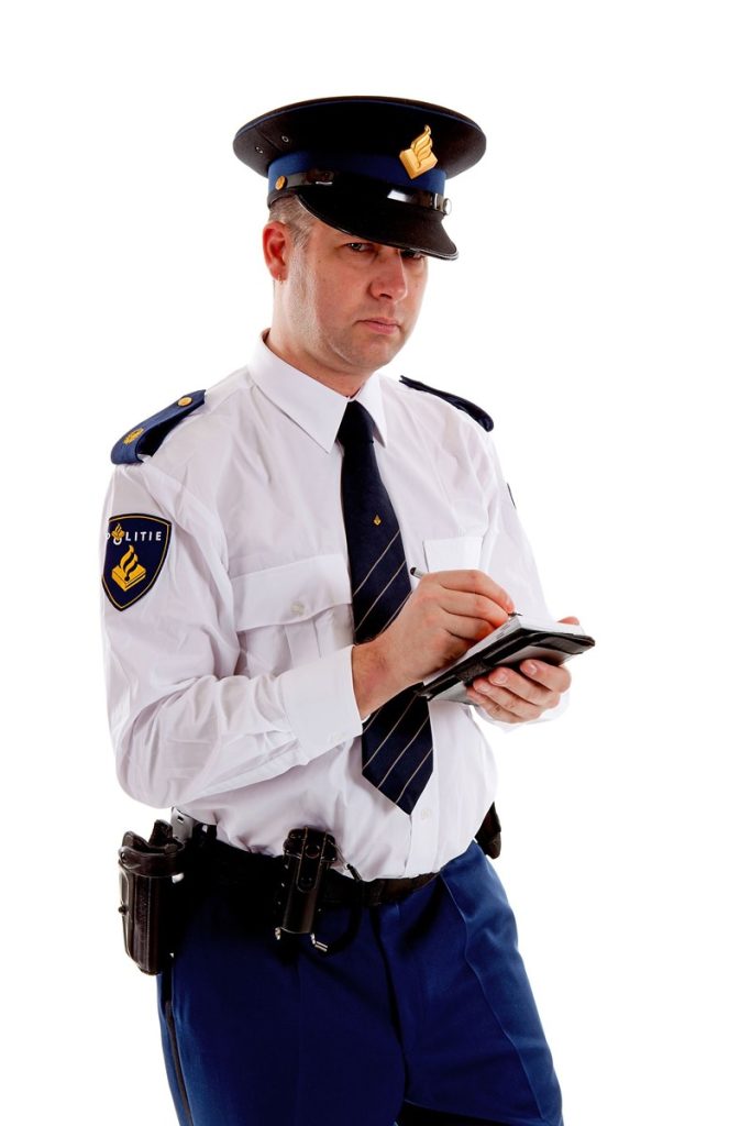 Recent heeft de rechtbank aan de Hoge Raad prejudiciële vragen gesteld over de kostenopslag bij naheffingsaanslagen parkeerbelasting. De rechtbank wil weten of deze kostenopslag moet worden gezien als een 'criminal charge' (strafvervolging) in de zin van artikel 6 van het Europees Verdrag voor de