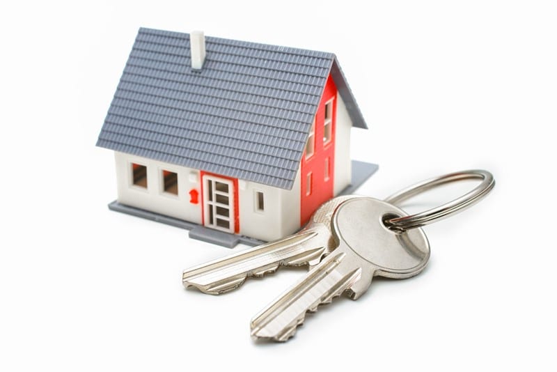 Een man koopt in 2006 een woning op erfpachtgrond. Hij financiert deze met een hypothecaire lening. In 2018 koopt hij de blote eigendom en verkoopt vervolgens de volle eigendom van de woning en grond aan derden. De koopsom voor de blote eigendom van de grond (&euro; 57.404,80) wordt uit de