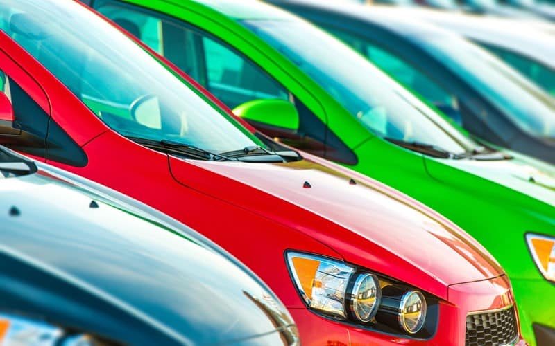 Een auto die een werkgever ter beschikking stelt aan een werknemer wordt altijd geacht ook voor priv&eacute;doeleinden te worden gebruikt, tenzij overtuigend wordt aangetoond dat minder dan 500 kilometer per jaar priv&eacute; met de auto wordt gereden. Wie dat wil aantonen, moet een betrouwbare